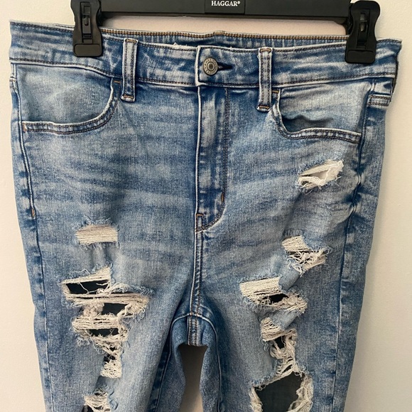 Women’s American Eagle jeans - Picture 3 of 7